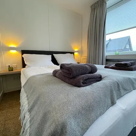 Zwei Loewen * Winterberg