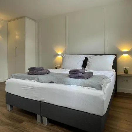 Zwei Loewen Winterberg