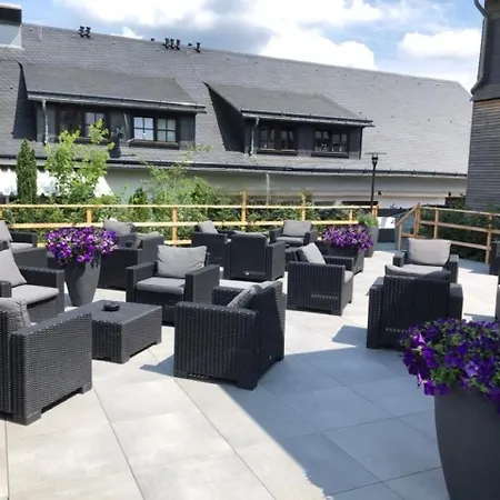 Zwei Loewen Winterberg