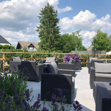 Zwei Loewen * Winterberg