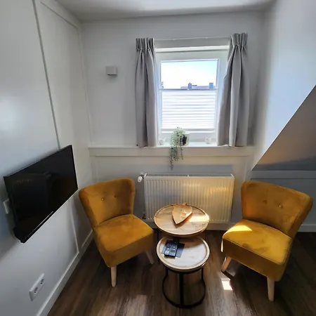Zwei Loewen Apartamento