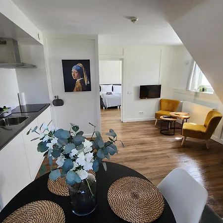Zwei Loewen Appartement *