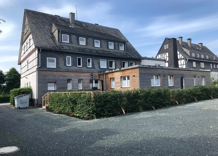 Zwei Loewen Appartement